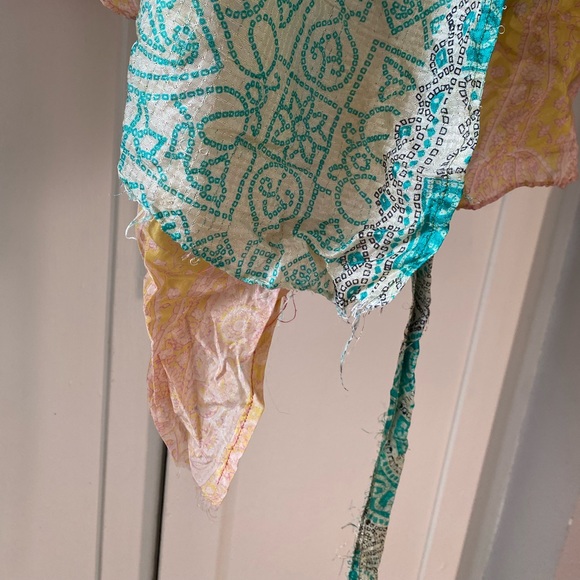 One skirt over 100 ways to wear!  So versatile this skirt/dress/top is fabulous! - Picture 10 of 16